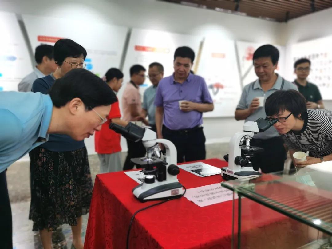 福建省人大常委会副主任檀云坤一行莅临元生泰视察指导(图6)