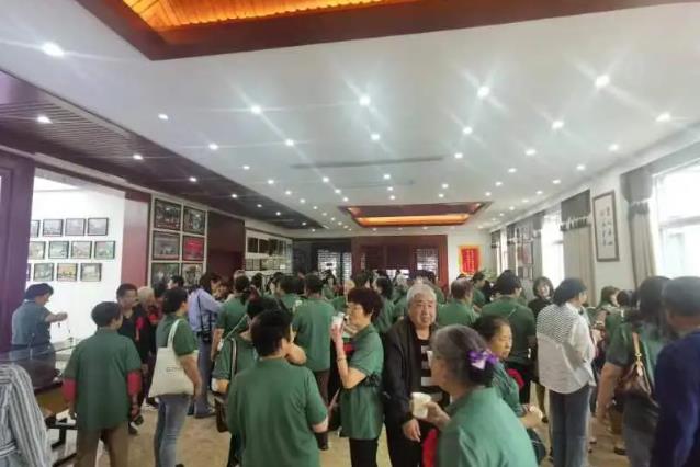 中国人寿保险武夷山市支公司一行莅临元生泰开展“感恩母亲节”主题活动(图2)